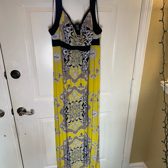 Style & Co. Dresses & Skirts - Style &Co. Ladies summer dress